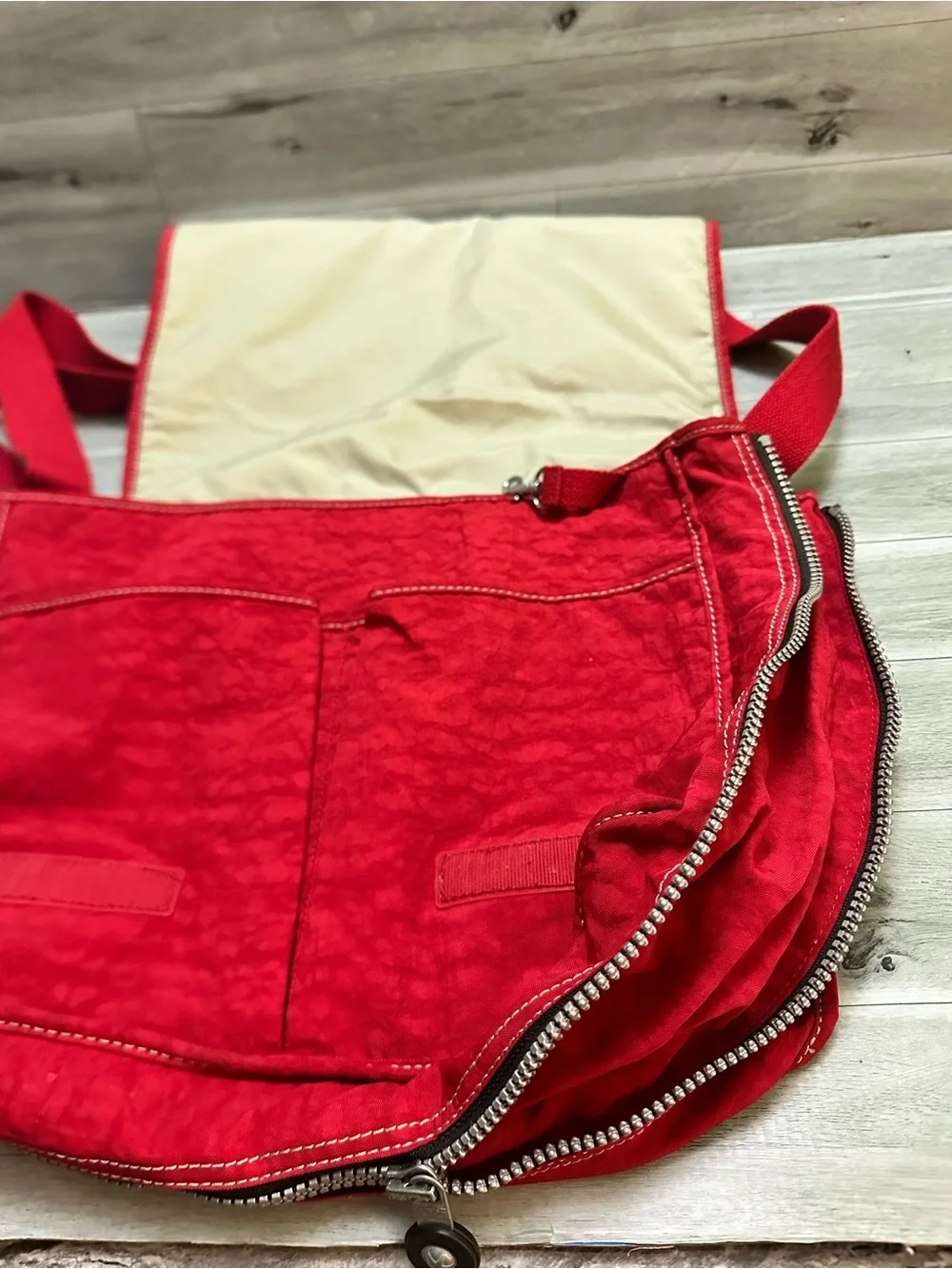 Kipling  Unisex Vibrant Red Flap Crossbody Bag